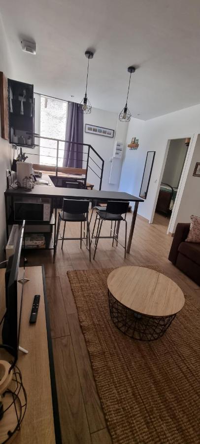 Appartement Chaleureux En Ardeche La Roche-de-Glun Exterior foto
