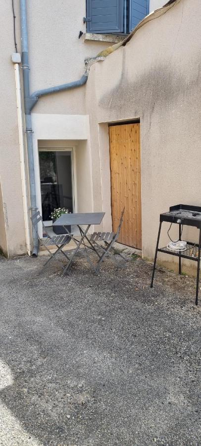 Appartement Chaleureux En Ardeche La Roche-de-Glun Exterior foto